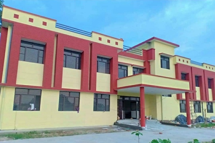 https://cache.careers360.mobi/media/colleges/social-media/media-gallery/26366/2019/10/16/Campus view of Government Polytechnic Peerumadara_Campus-view.jpg